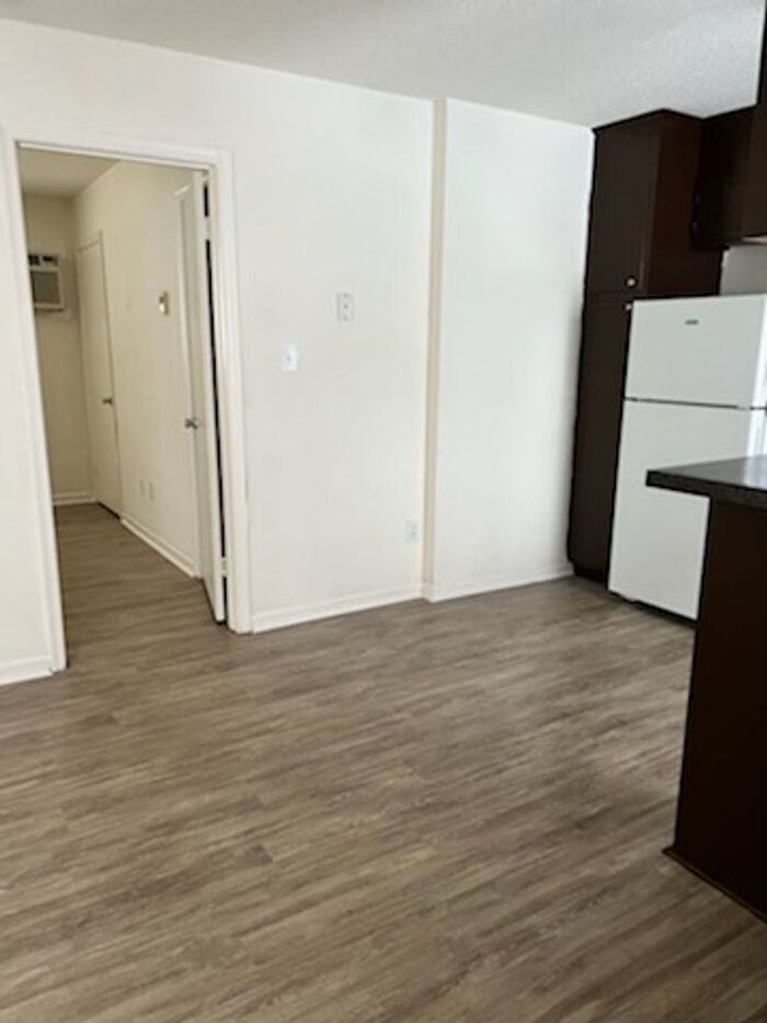 534 Michael St - Photo 2 of 27
