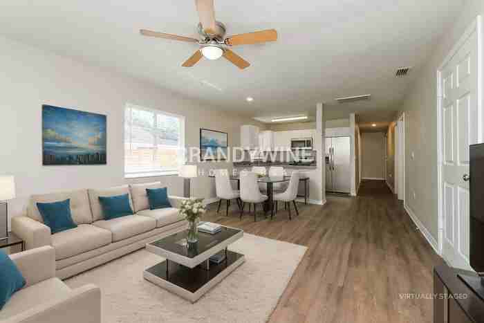 2516 34th Ave E - Photo 3 of 24