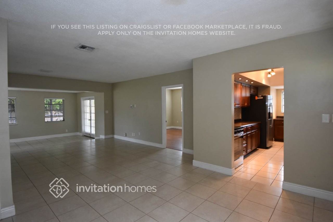 206 S 57th Way - Photo 7 of 22