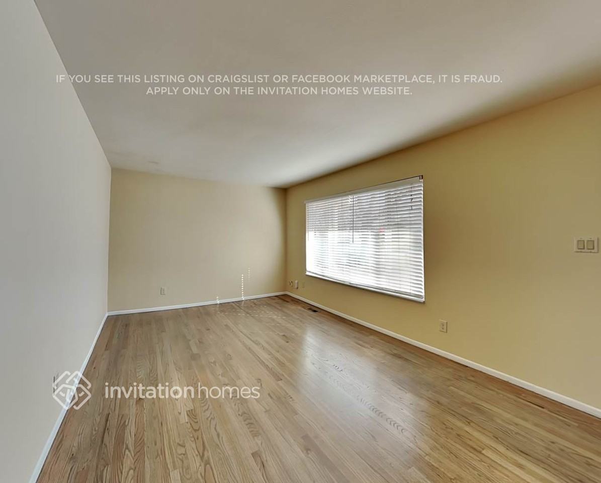 77 Landoe Ln - Photo 5 of 25