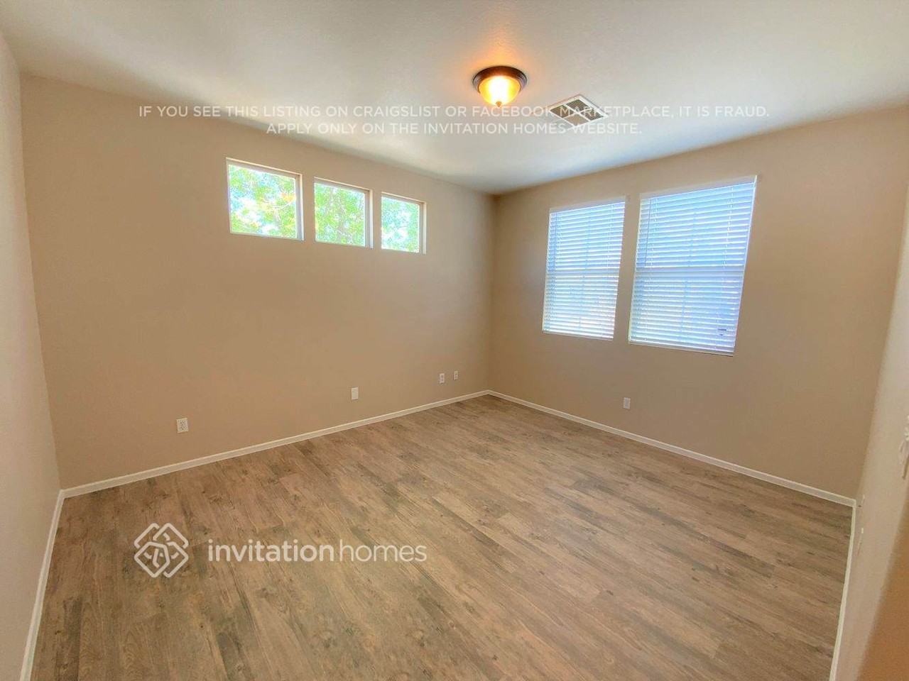 9336 Thunder Falls Ct - Photo 3 of 12