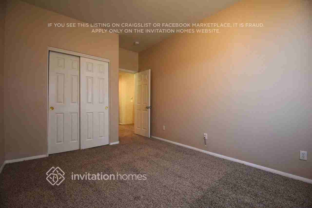 7641 Pallon Ave - Photo 7 of 16