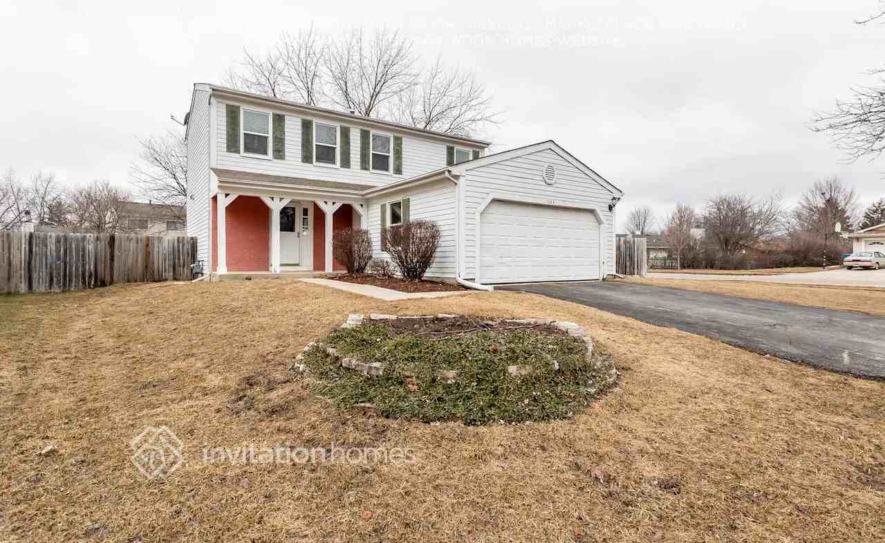 1684 Trafalgar Ln - Photo 2 of 13