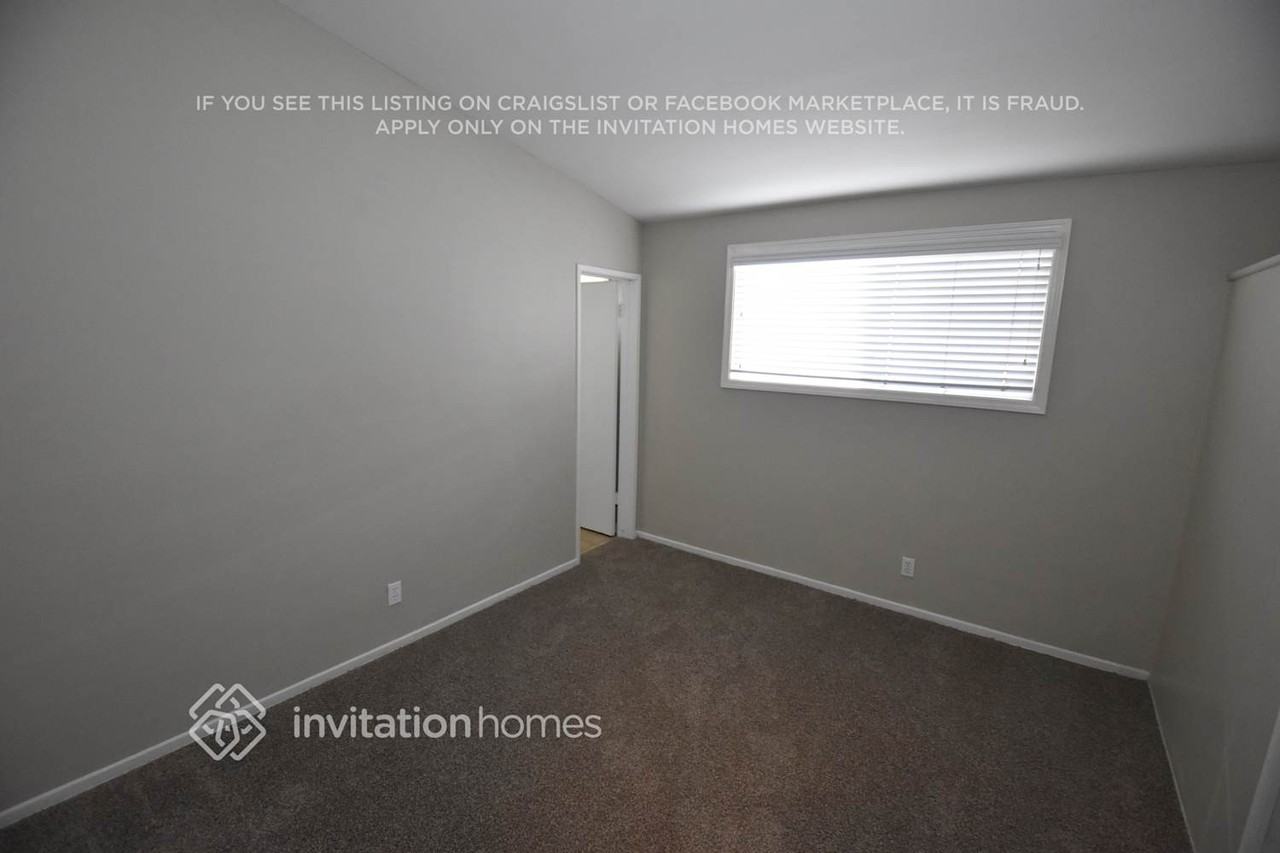 15384 Eleanor Ln - Photo 5 of 8