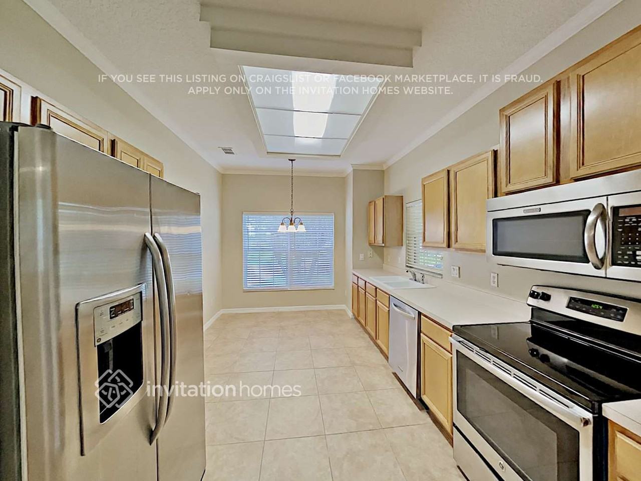 3713 Fallscrest Cir - Photo 4 of 7