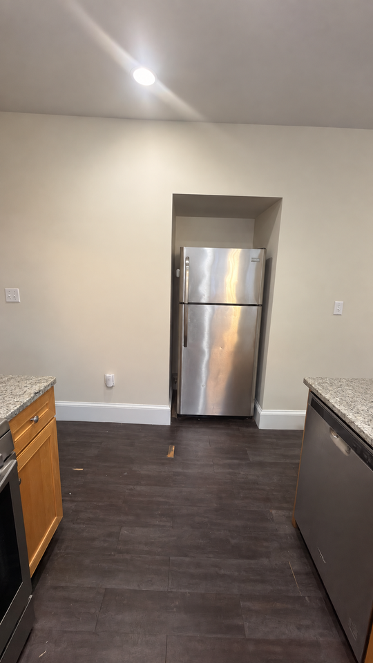 85 Yale St #2 - Photo 5 of 27
