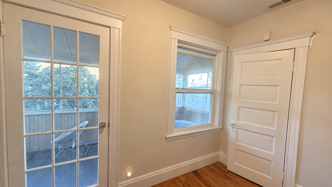 85 Yale St #2 - Photo 7 of 27