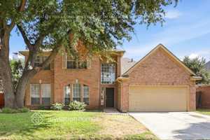 featured image of 4634 Lincolnshire Dr