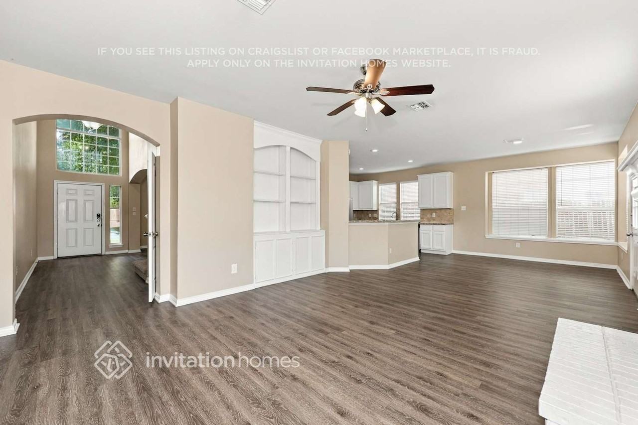 4634 Lincolnshire Dr - Photo 5 of 18
