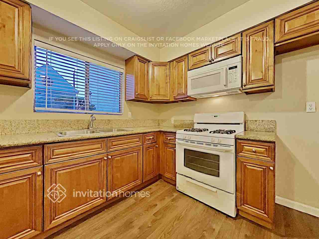 1960 W 83rd St - Photo 7 of 14