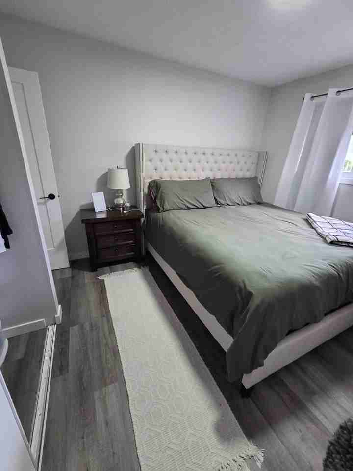 Gateway Apartments - Photo 3 of 9