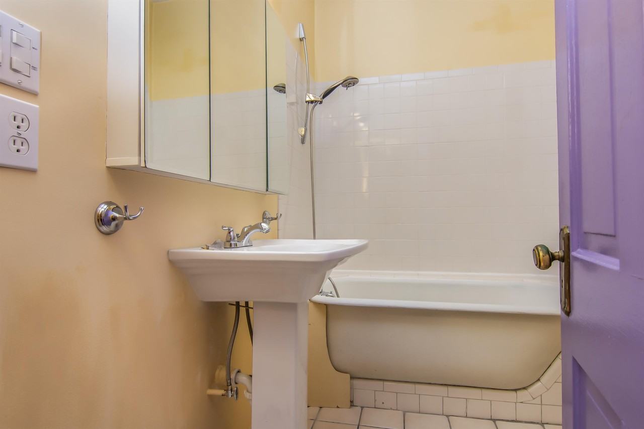 1139 E 200 S #1141 - Photo 5 of 11