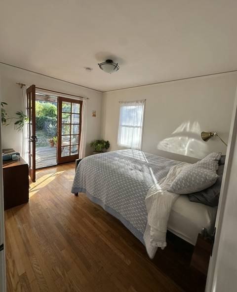 1313 Robbins St #1 - Photo 4 of 9