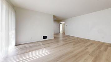 featured image of 215 E Arbor Ave