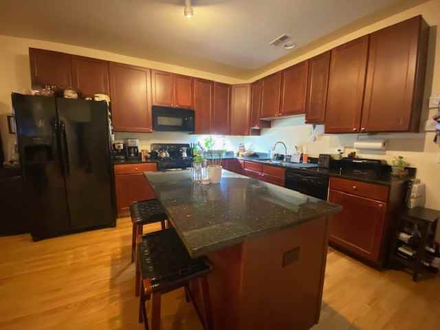2000 W Warren Blvd #4SE - Photo 7 of 11