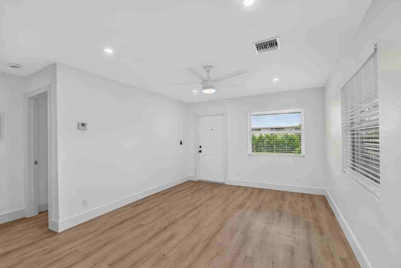4317 Vermont Ave #4317 - Photo 4 of 16