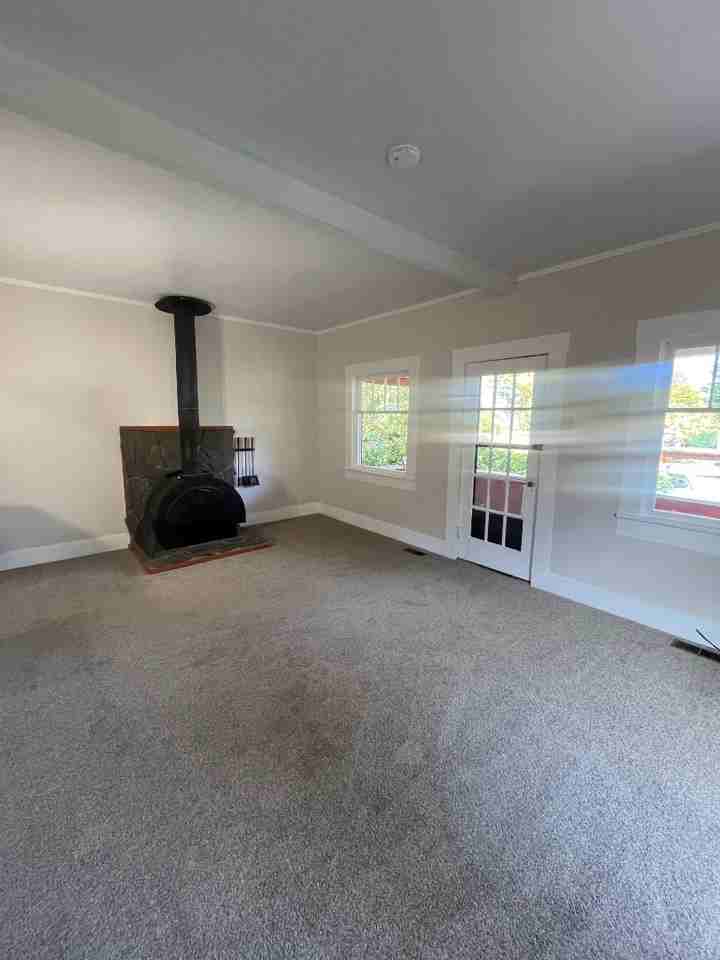 500 Wilson Ave - Photo 5 of 20