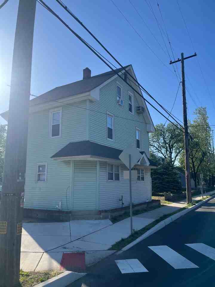 503 N Delaware St - Photo 3 of 10