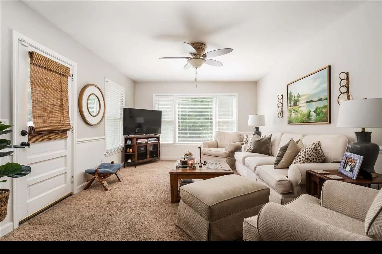850 Congaree Dr - Photo 7 of 20