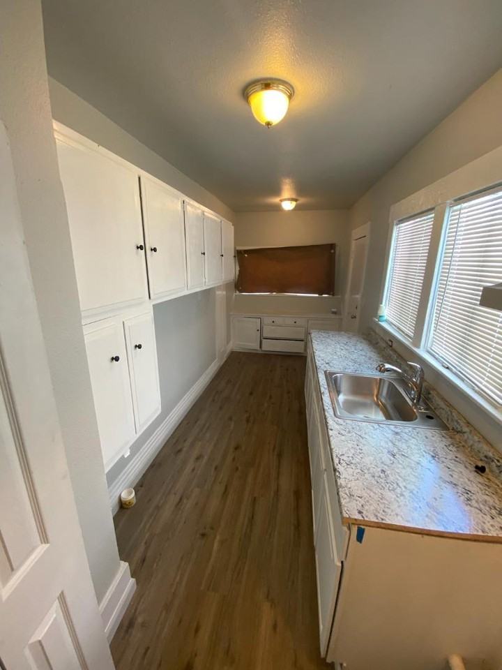 413-417 5th Street - Photo 4 of 6