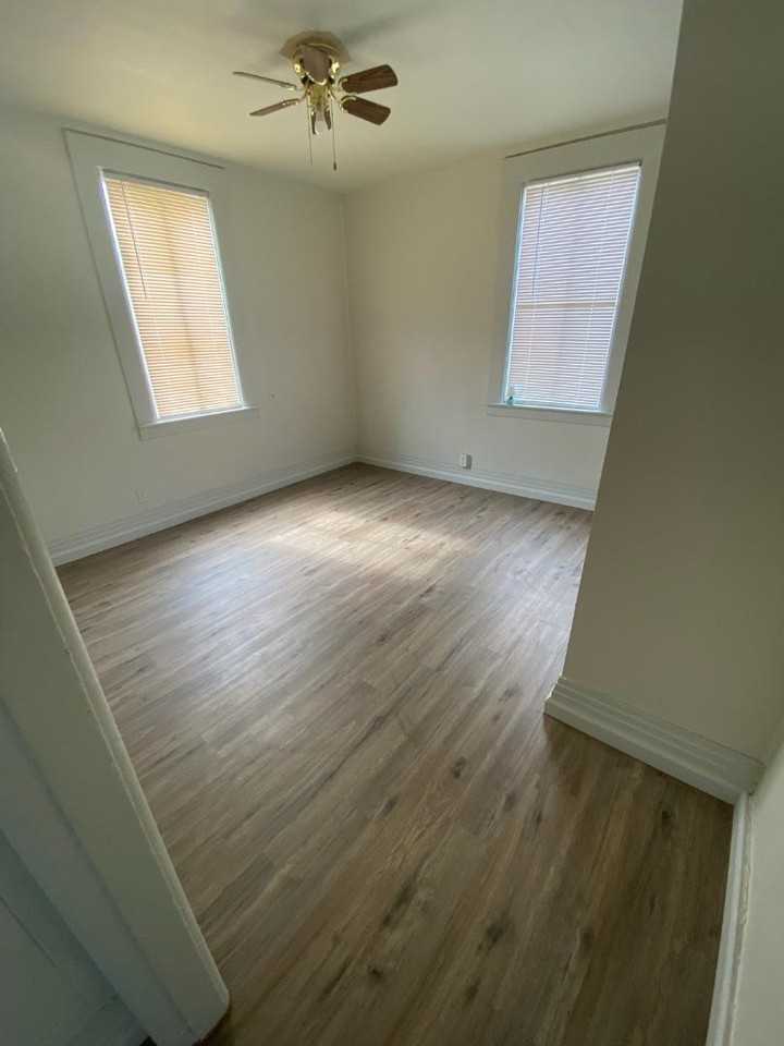 413-417 5th Street - Photo 5 of 6