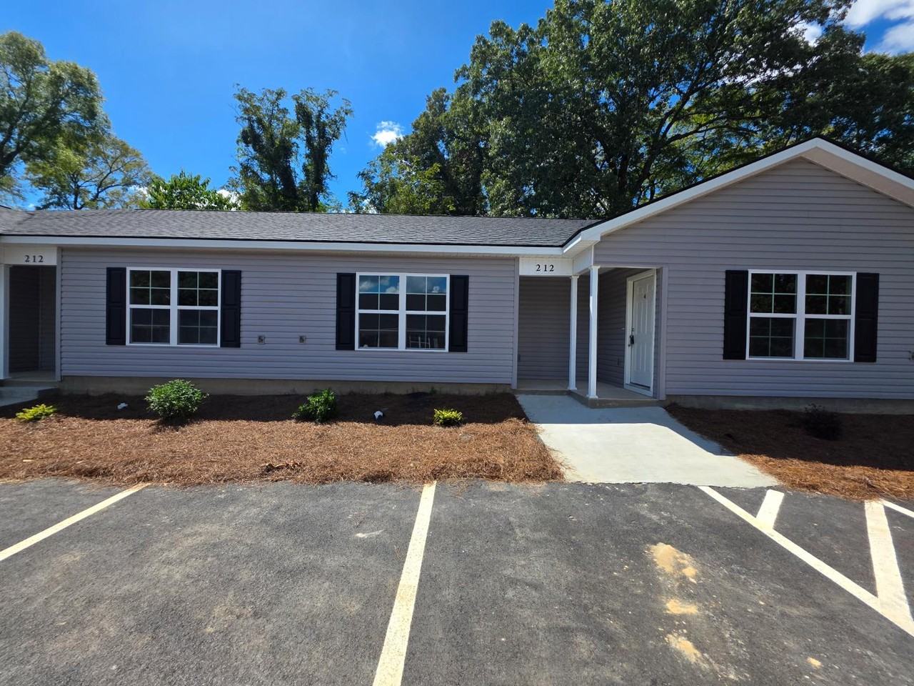 212B Tabor Dr Apt B3