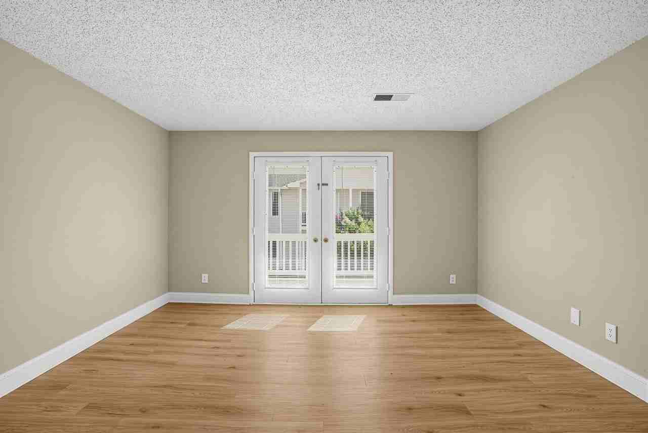 Park Place Apartments - Photo 5 of 26