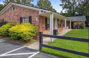 featured image of 548 Orangeburg Rd