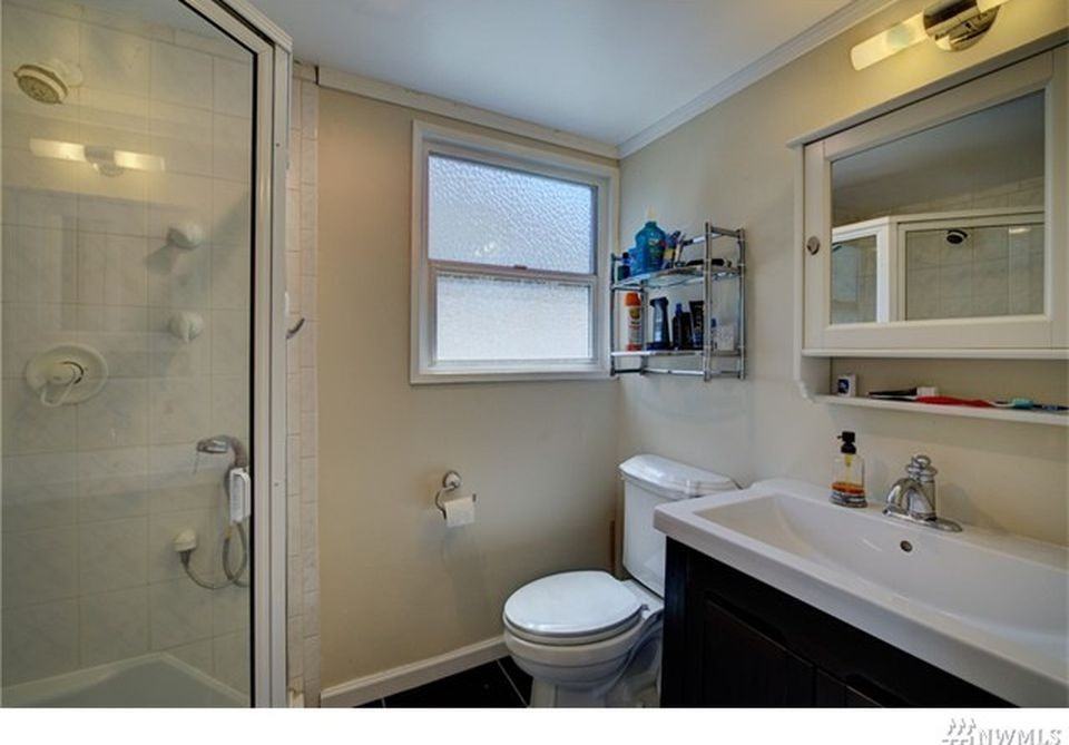 3249 34th Ave W #1 - Photo 5 of 25
