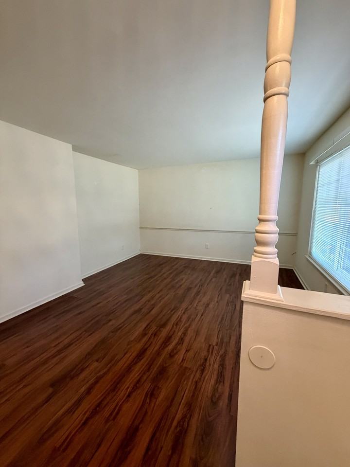 305 W Cadbury Dr #1 - Photo 4 of 42