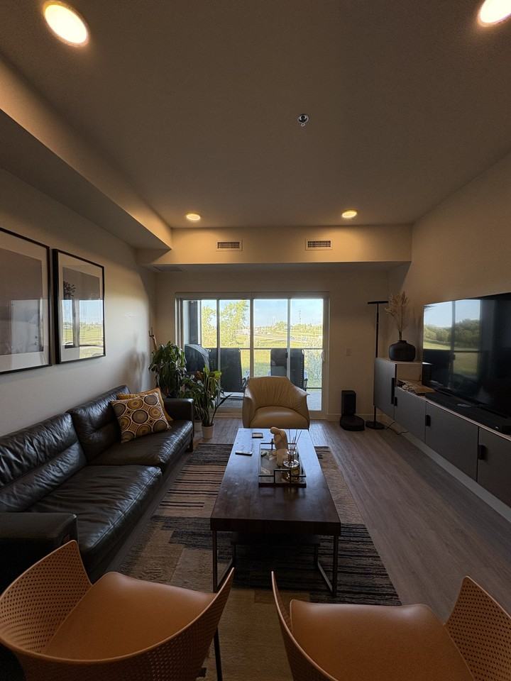 1505 Molson St. - Photo 2 of 16