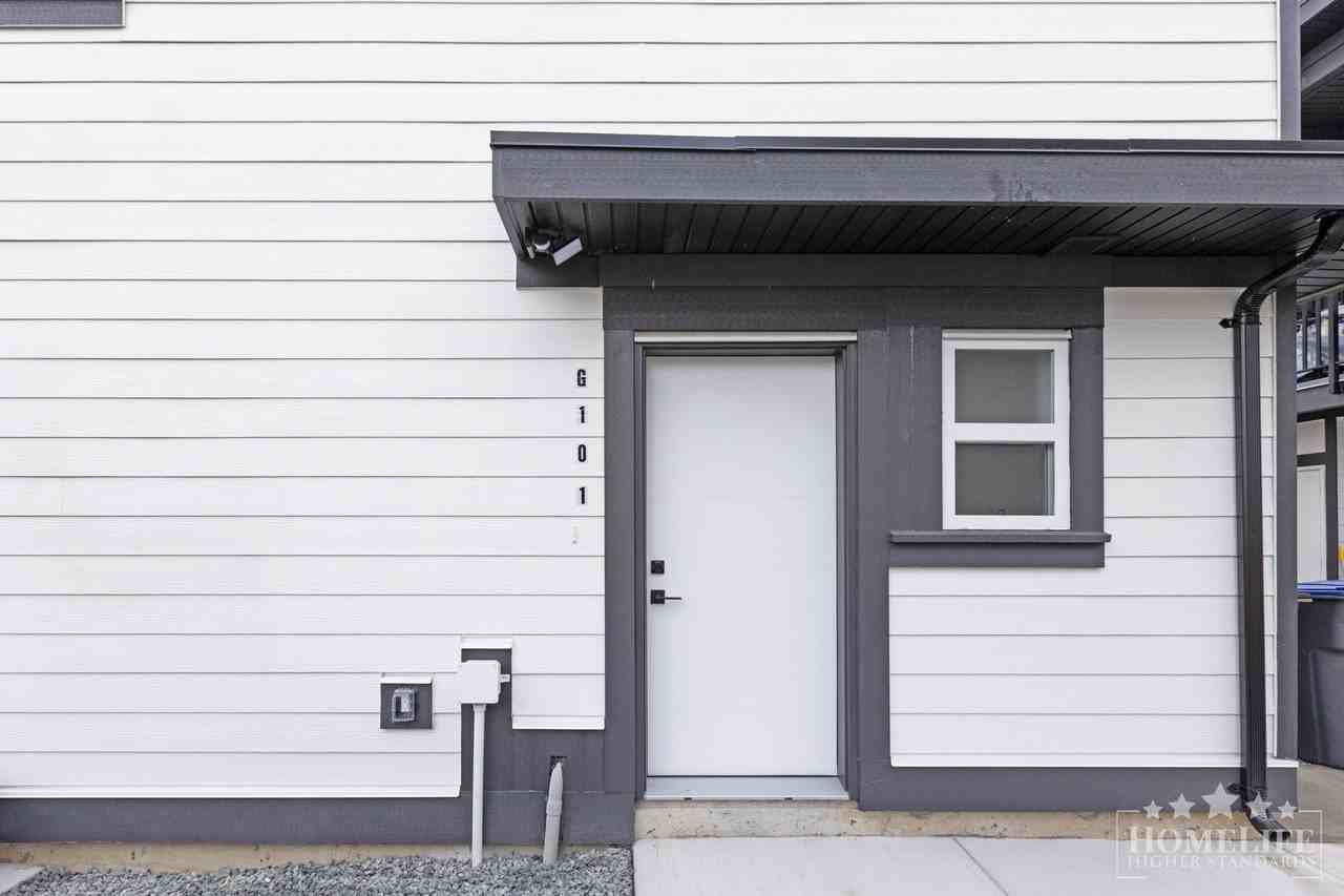 15371 94 Ave - Photo 3 of 18