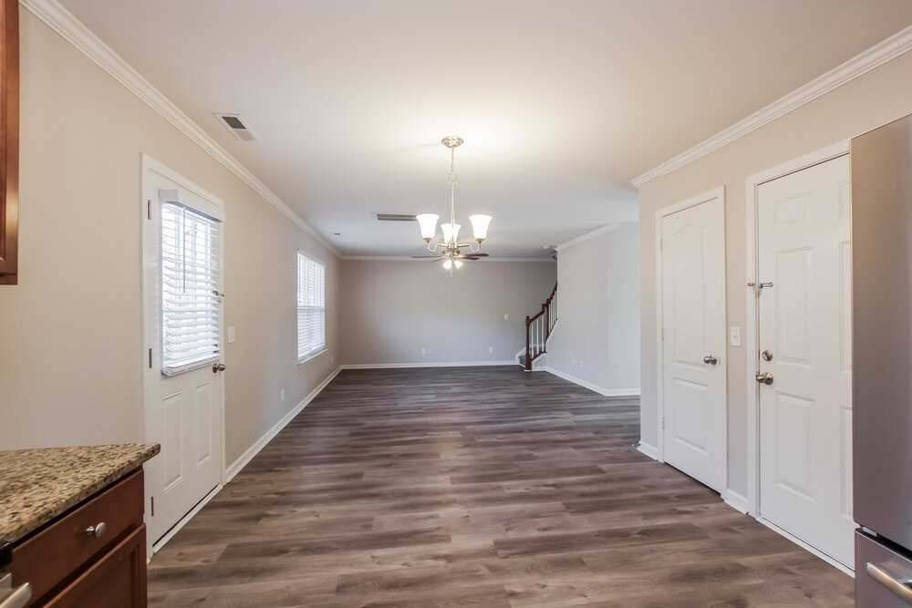 740 Willow Creek Dr - Photo 5 of 17