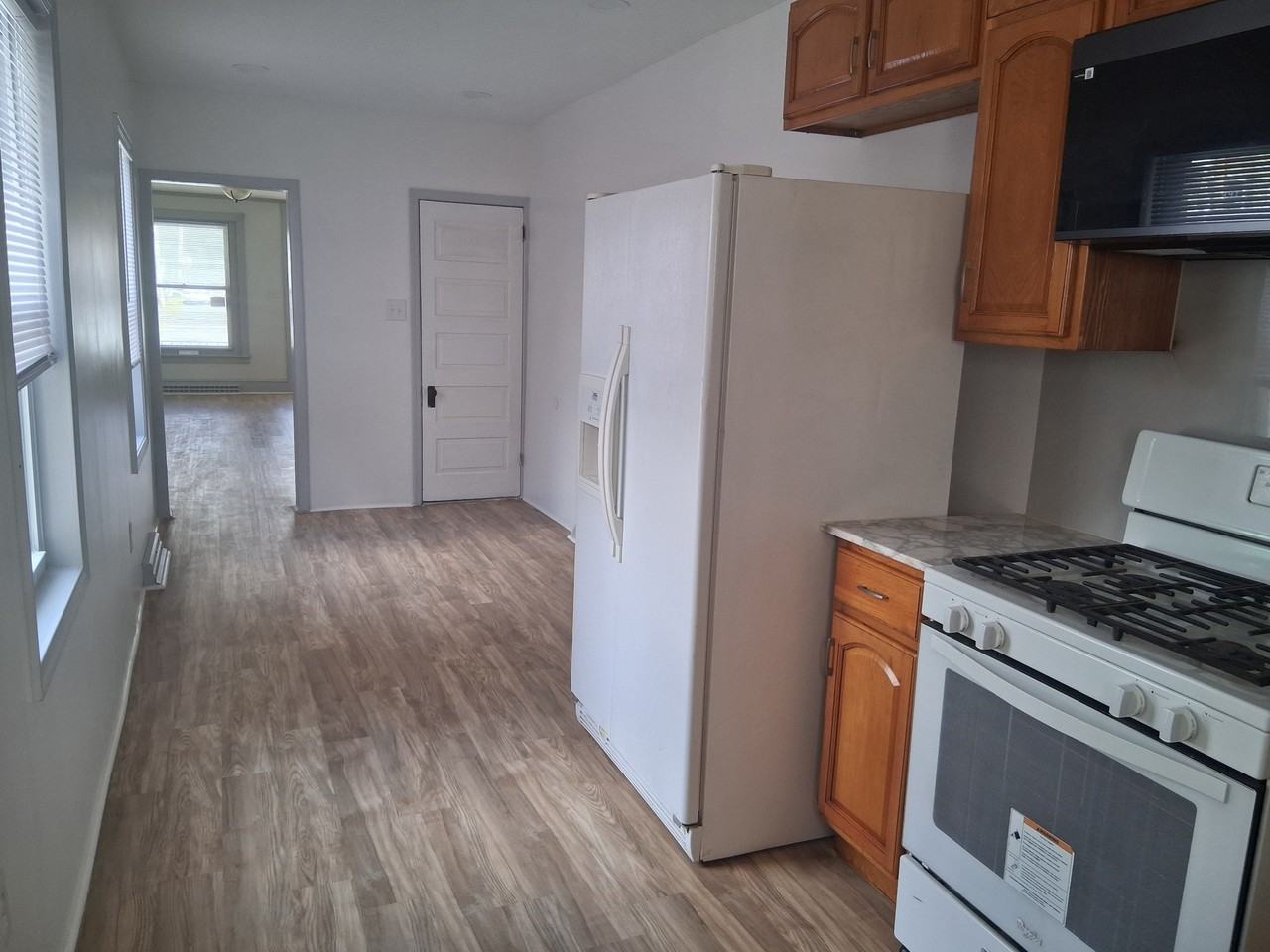 2316 Grant St #1 - Photo 4 of 17