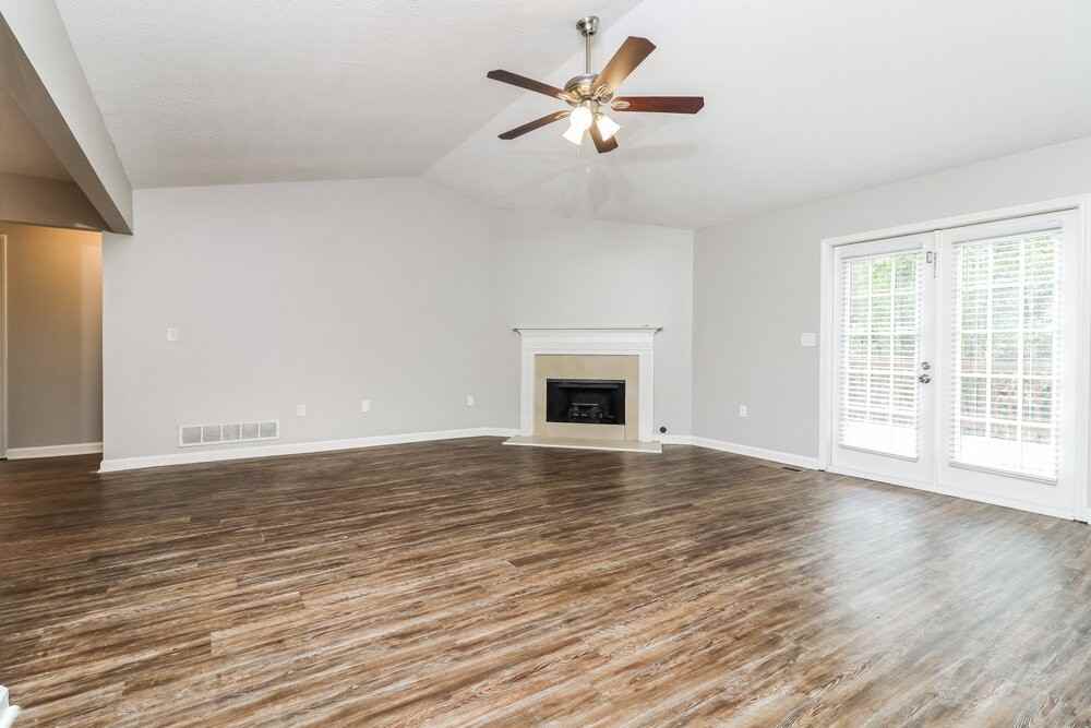 6376 Melrose St #1 - Photo 7 of 16