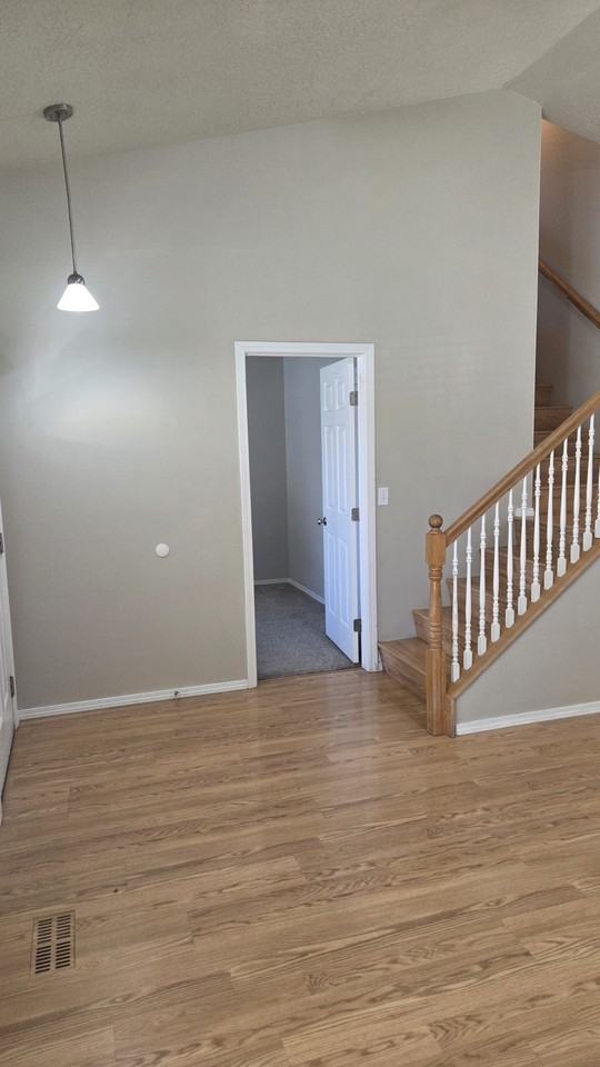 72 N Pleasant Hill Dr #1 - Photo 4 of 32