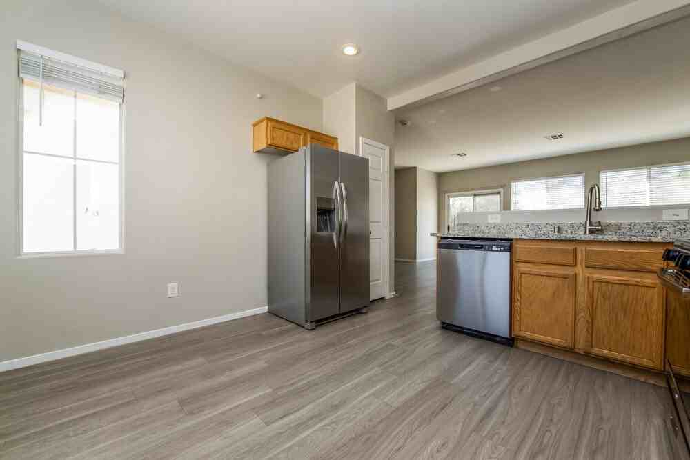 1015 Cove Palisades Dr - Photo 6 of 16