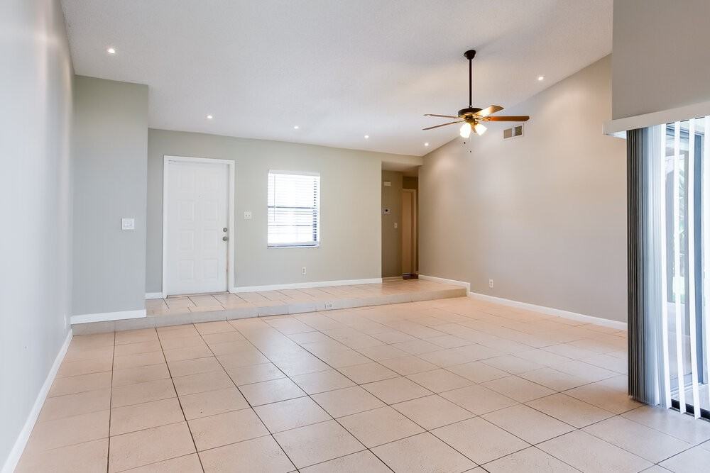 11492 Clear Creek Pl - Photo 4 of 13