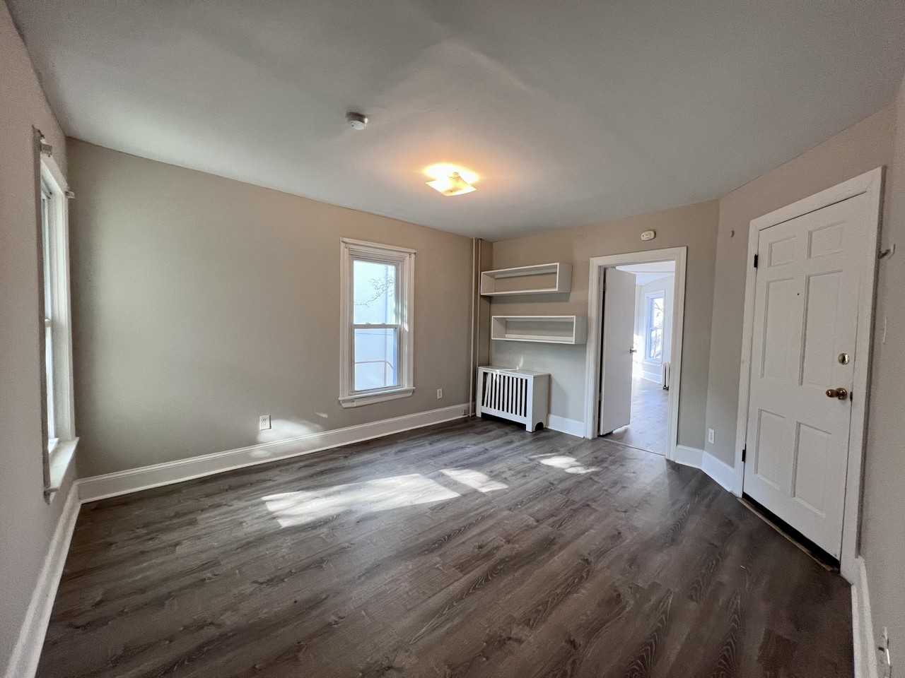 2602 W 18th St #2 - Photo 4 of 17