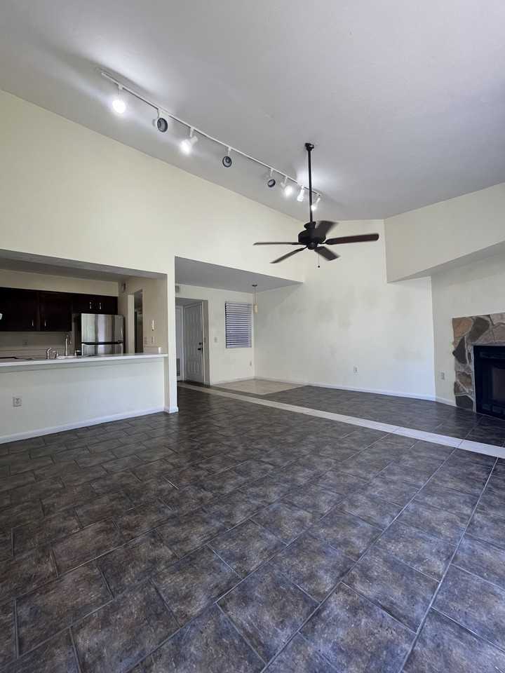 4407 Sw 21st Ln #1 - Photo 5 of 21