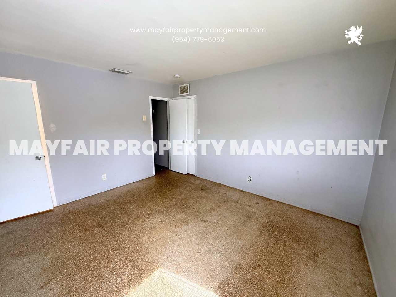 40 Nw 32nd Ave #WEST - Photo 6 of 12