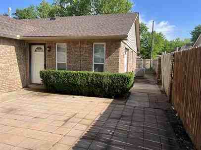 2239 Donna Dr #1