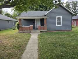 featured image of 380 S Graham St #1