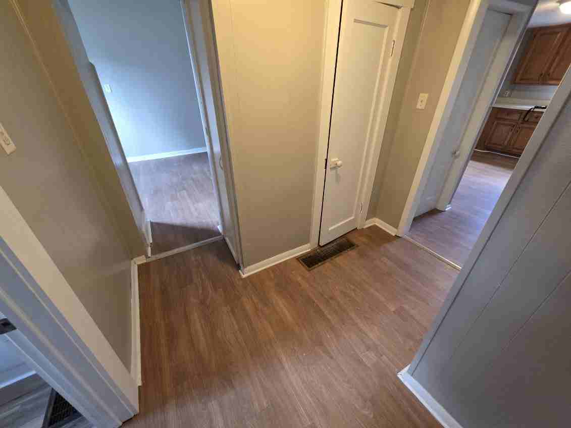 380 S Graham St #1 - Photo 6 of 25