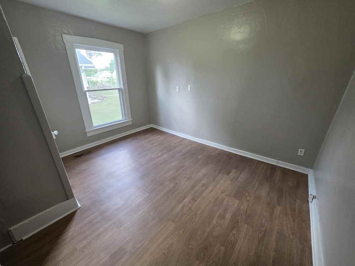 380 S Graham St #1 - Photo 7 of 25