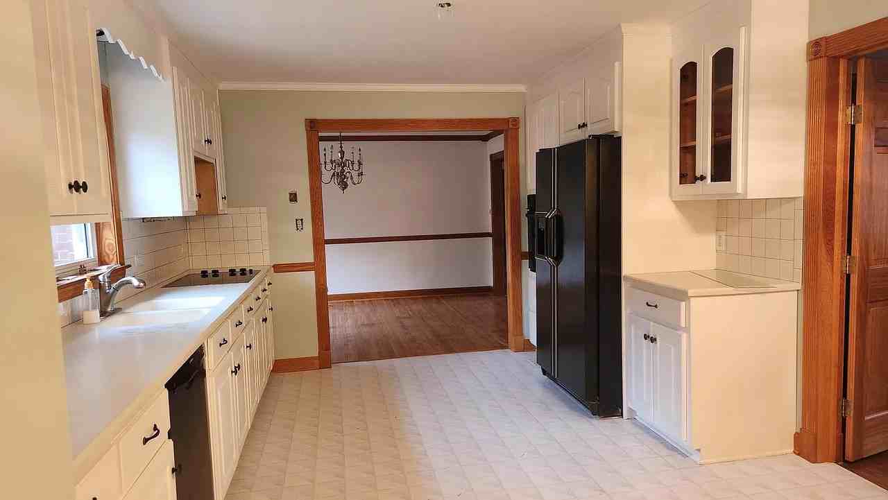 1118 Mineral Springs Rd - Photo 5 of 39
