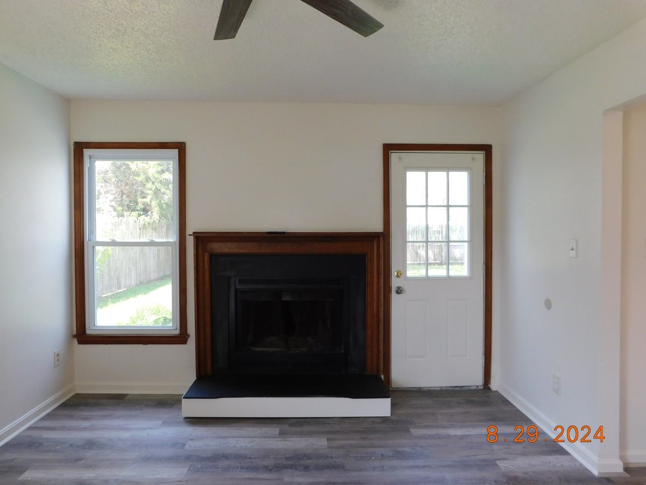 1461 Thamesford Dr #1 - Photo 5 of 15