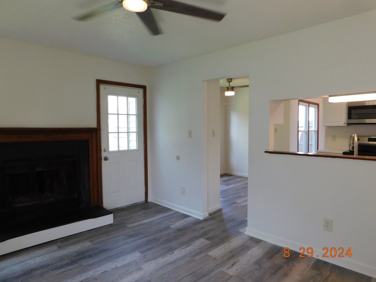 1461 Thamesford Dr #1 - Photo 6 of 15