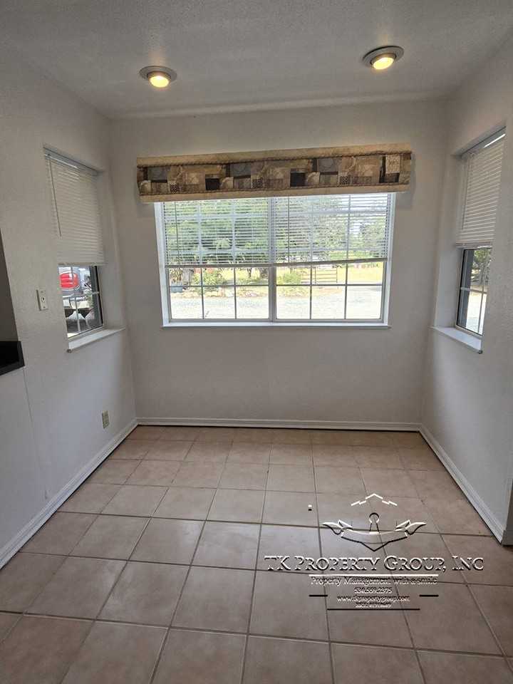 17801 Penn Valley Dr #1 - Photo 4 of 13