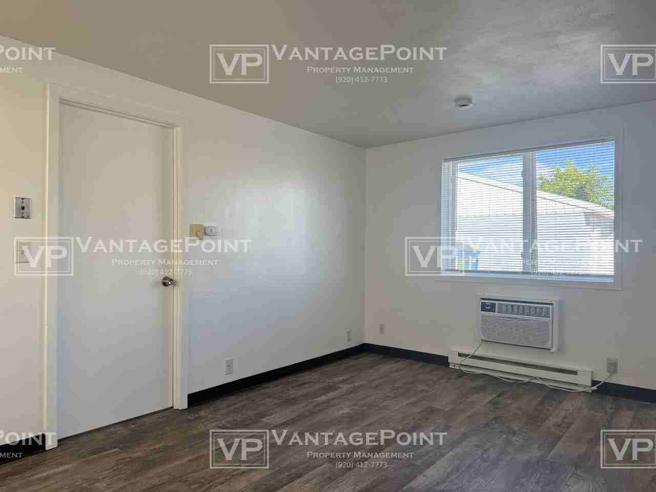 1914 Division St #12 - Photo 6 of 14